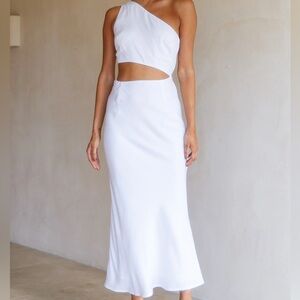 NWT White One-Shoulder Dress